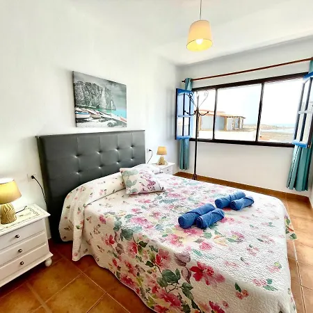 Apartament Eslanzarote Turtle House, Super Wifi, Sea Views Caleta de Caballo Zewnętrze zdjęcie